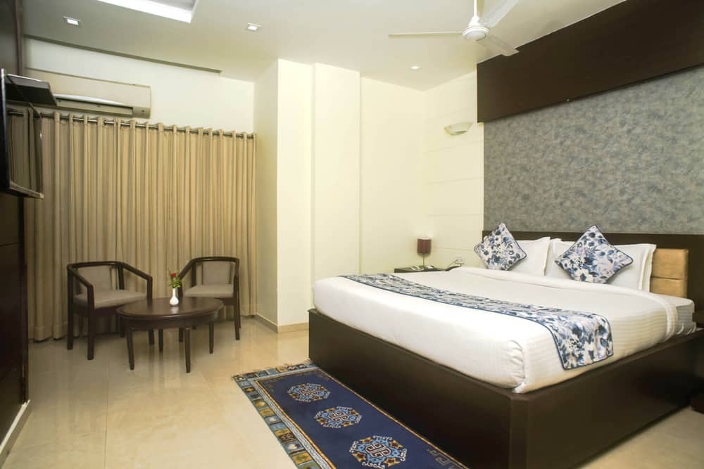 Executive Room || Safar Sarthi